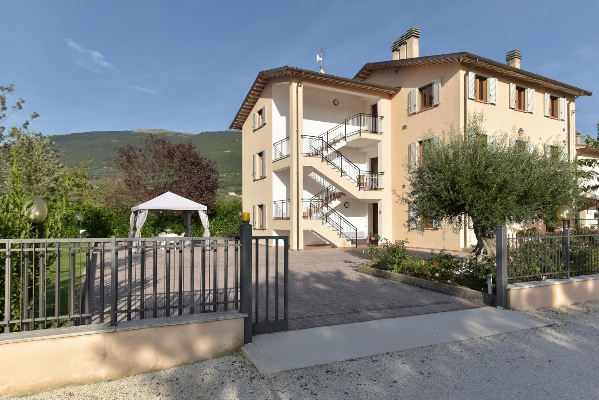 Villa Scarponi Ассизи Экстерьер фото