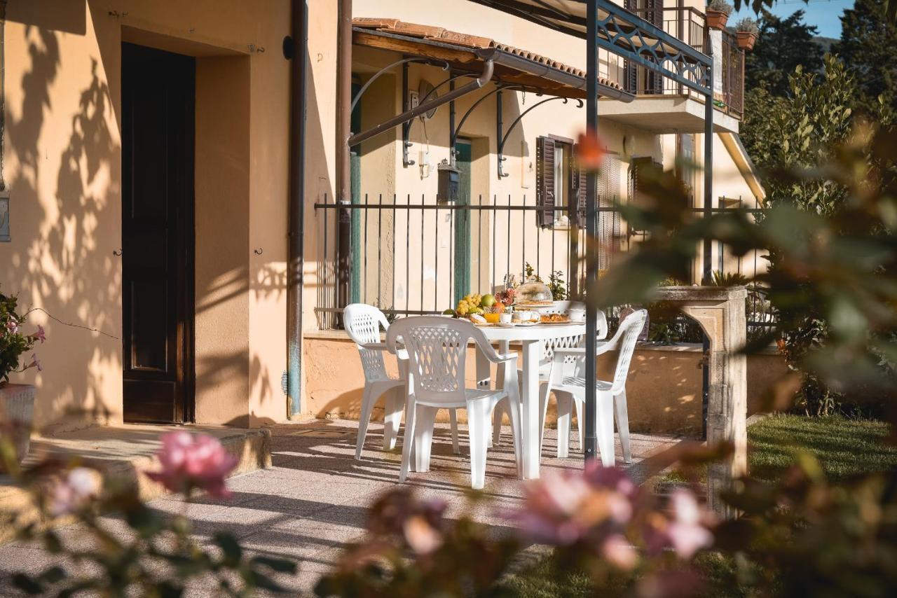Villa Scarponi Ассизи Экстерьер фото